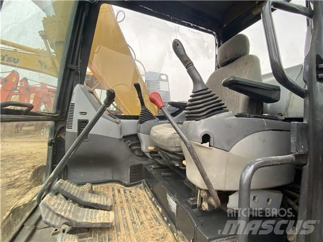 Komatsu PC138US Pelle sur chenilles