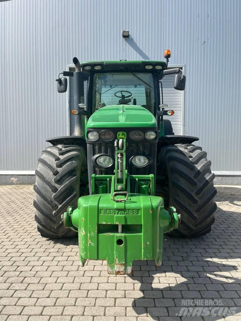 John Deere 8320 R Tracteur