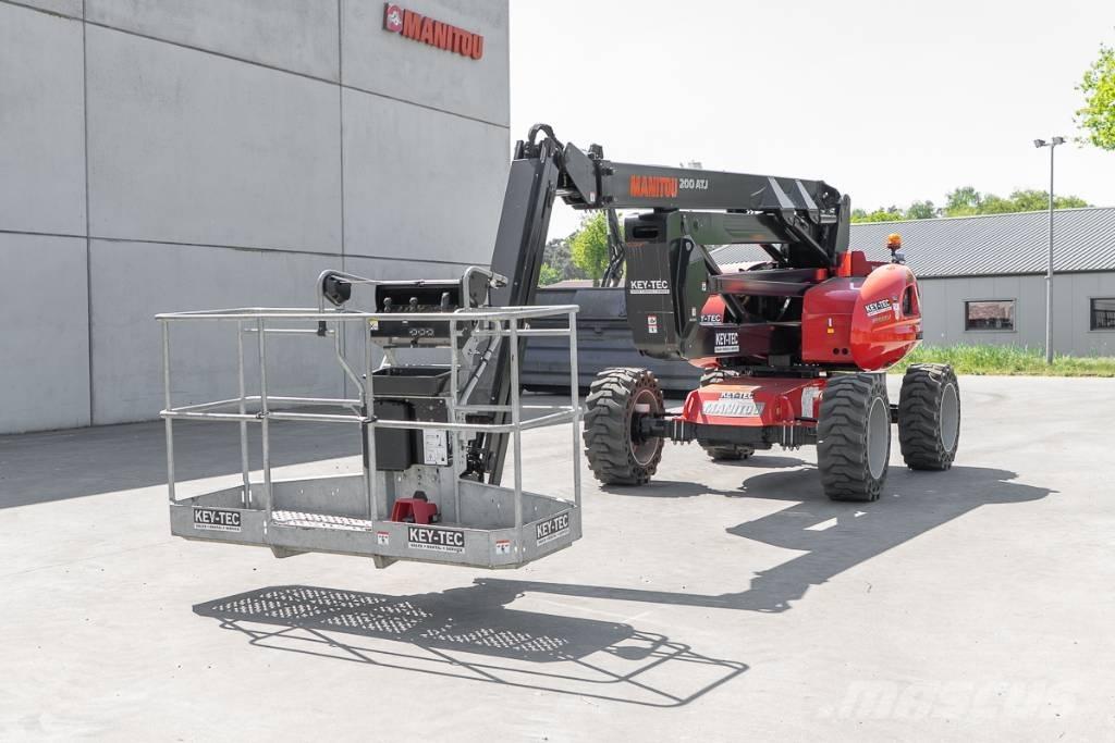 Manitou 200 ATJ Nacelles articulées