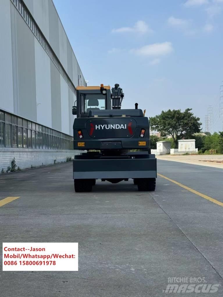 Hyundai HW80 Pelle sur pneus