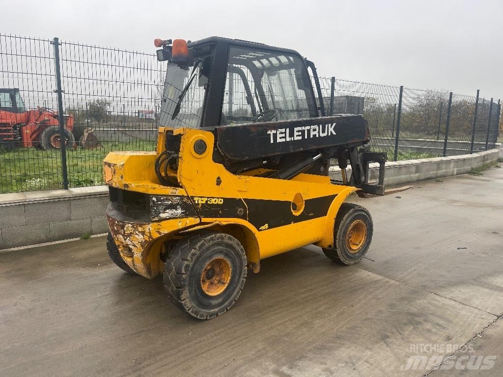 JCB TLT 30 D 4x4 !! Chariot télescopique