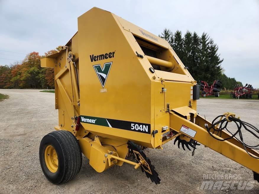 Vermeer 504N Presse à balle ronde