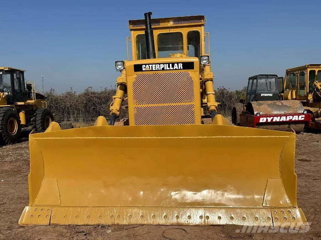 CAT D 8 K Bouteurs sur chenilles