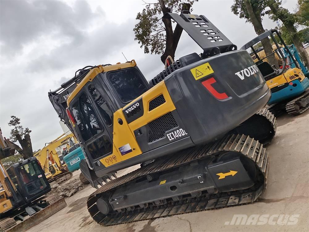 Volvo EC 140 B LC Pelle sur chenilles