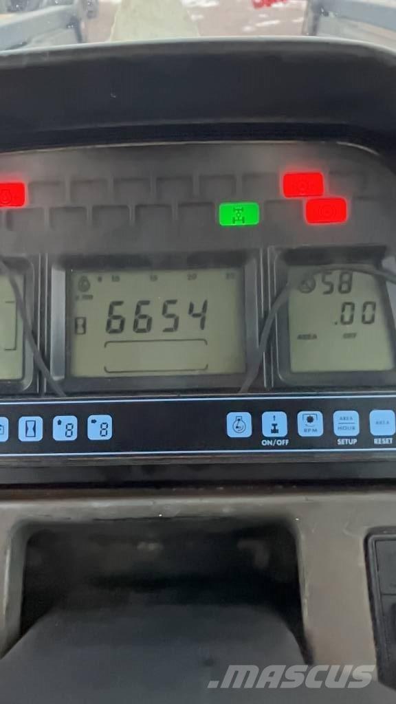 New Holland TM 175 Tracteur