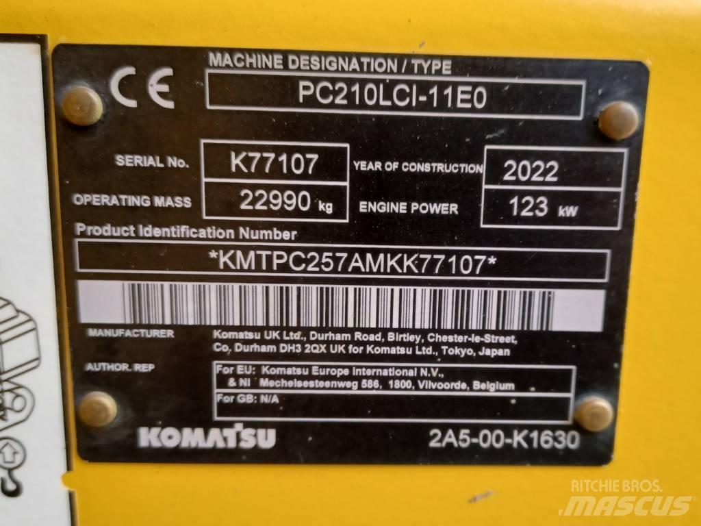 Komatsu PC210LCi-11 Pelle sur chenilles