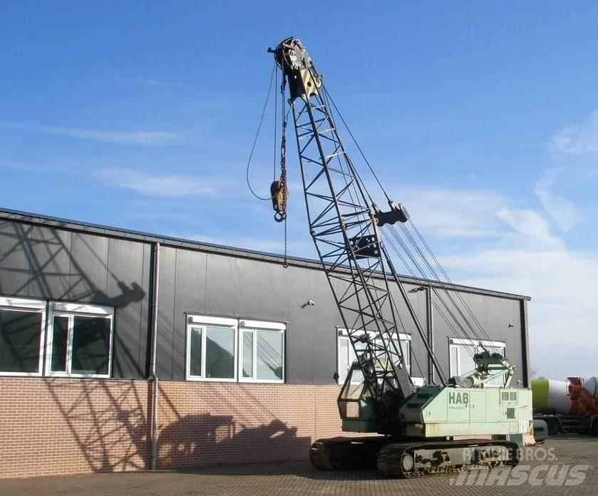 Hitachi KH125-3 Grue sur chenilles