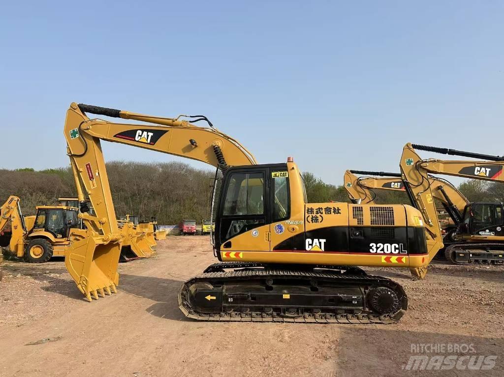 CAT 320 C L Pelle sur chenilles