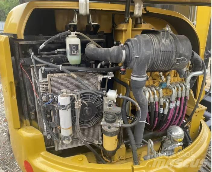 CAT 303.5E Mini pelle < 7t