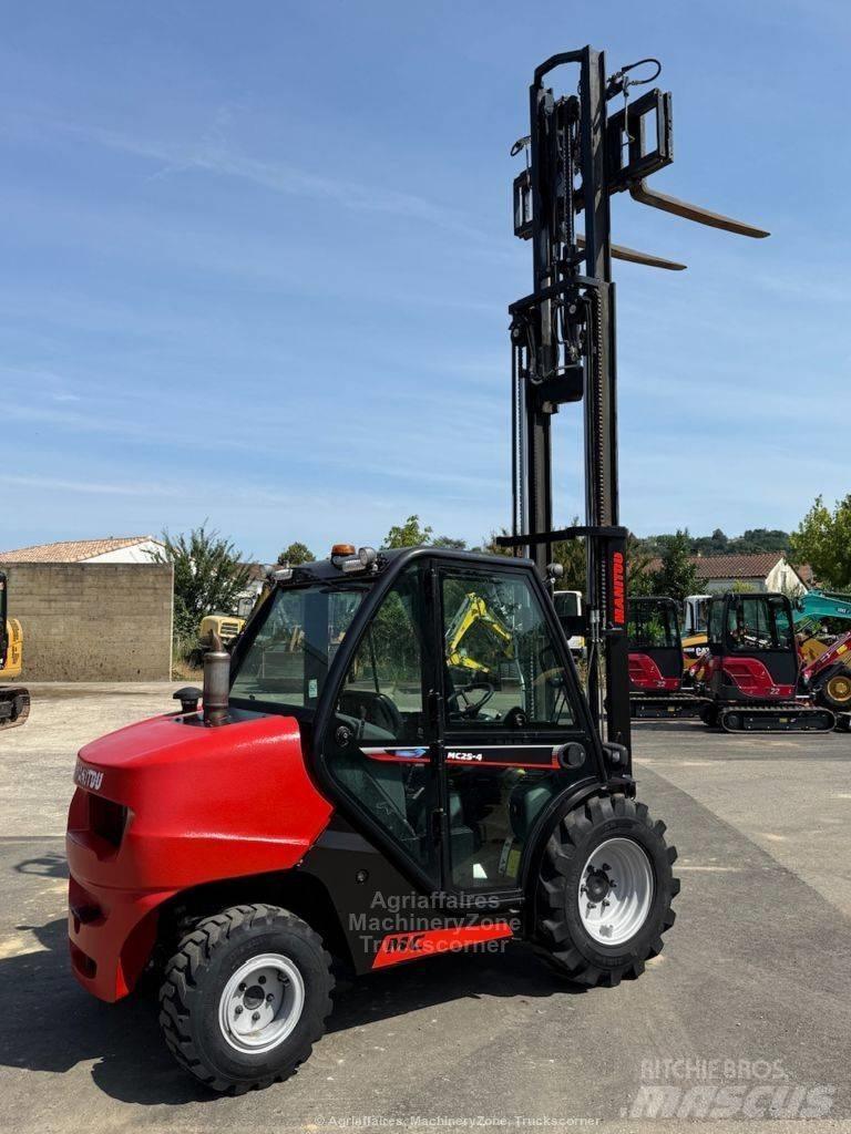 Manitou MC 25 Chariot tout terrain