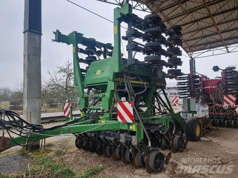John Deere 750A Agriculture - Autres
