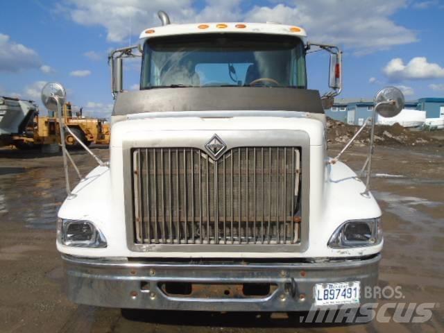 International 9400 i Tracteur routier