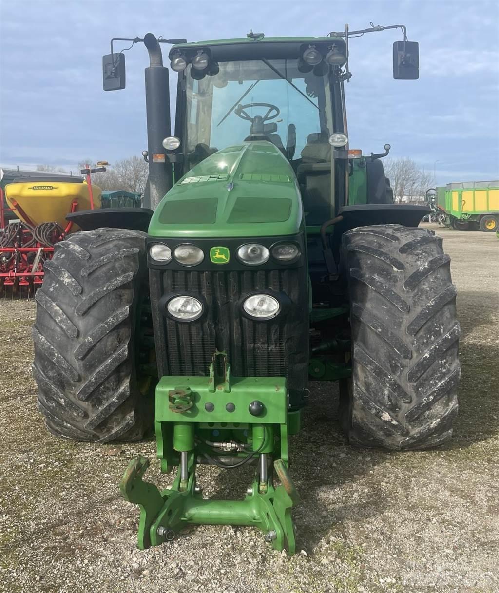 John Deere 8330 Tracteur