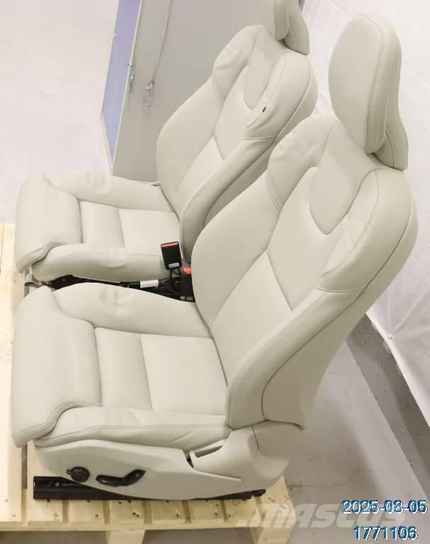 Volvo XC 60 Cabines