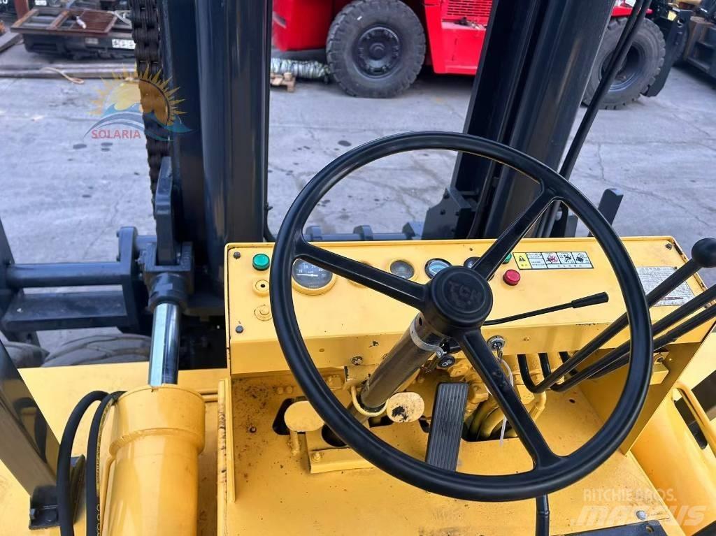 TCM FD 250 Chariots diesel