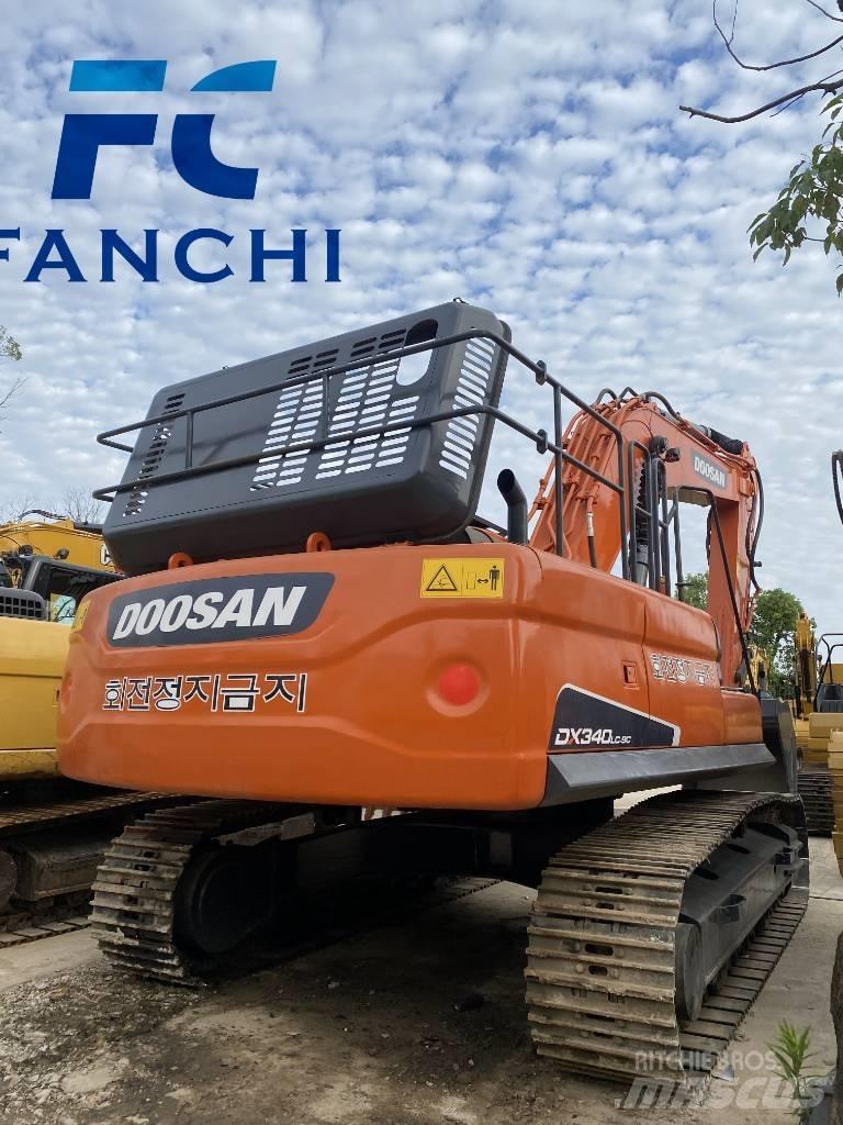 Doosan DX 340 LC Pelle sur chenilles