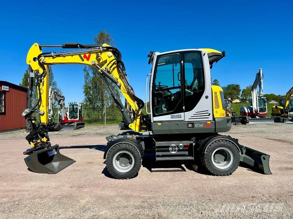 Wacker Neuson EW65 Pelle sur pneus