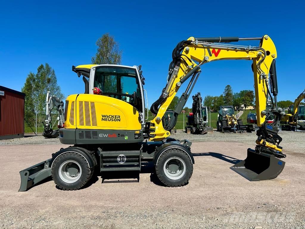 Wacker Neuson EW65 Pelle sur pneus