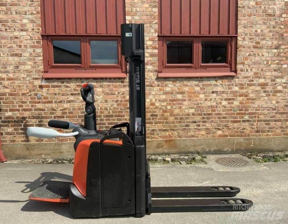 BT SPE 120 L Gerbeur accompagnant