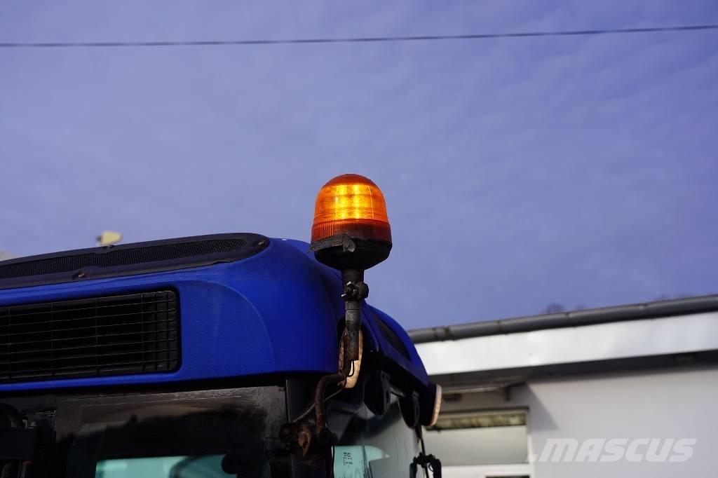 New Holland TN70NA Tracteur