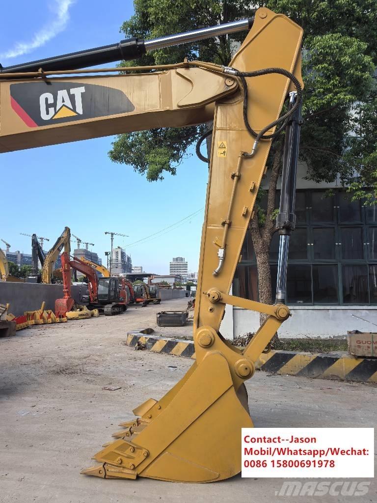 CAT 320D2 Pelle sur chenilles