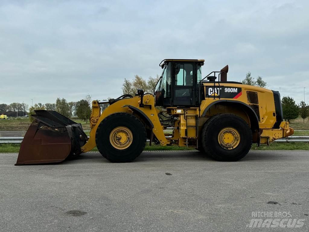 CAT 980M Chargeuse sur pneus