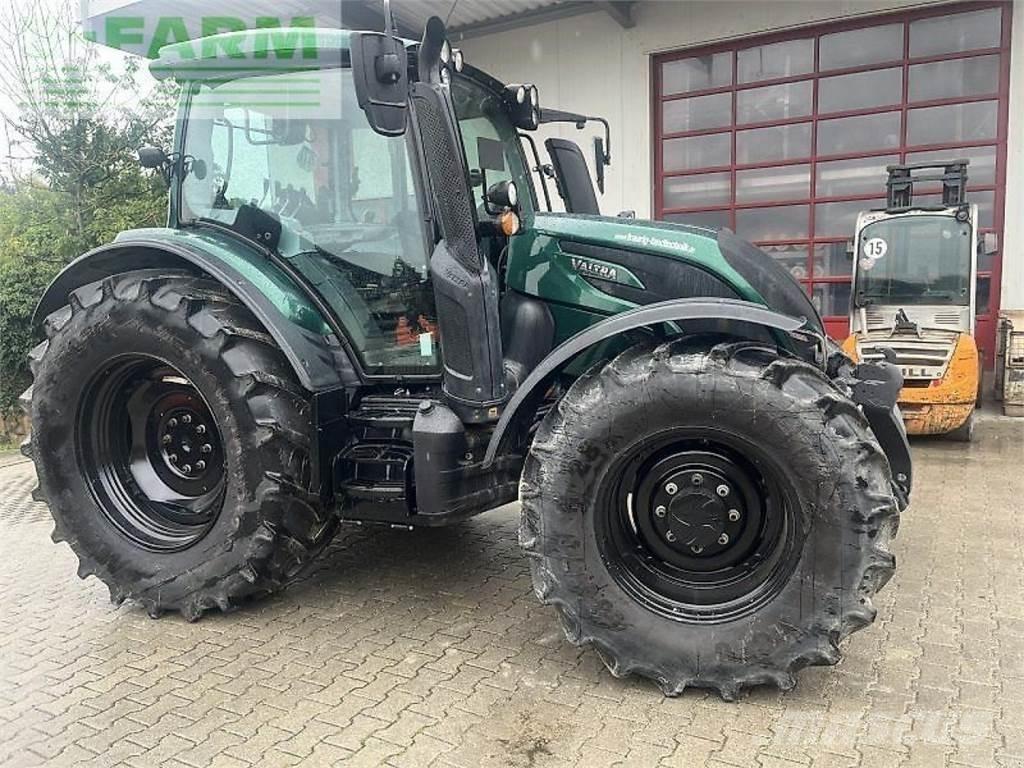 Valtra n 134 aktiv Tracteur