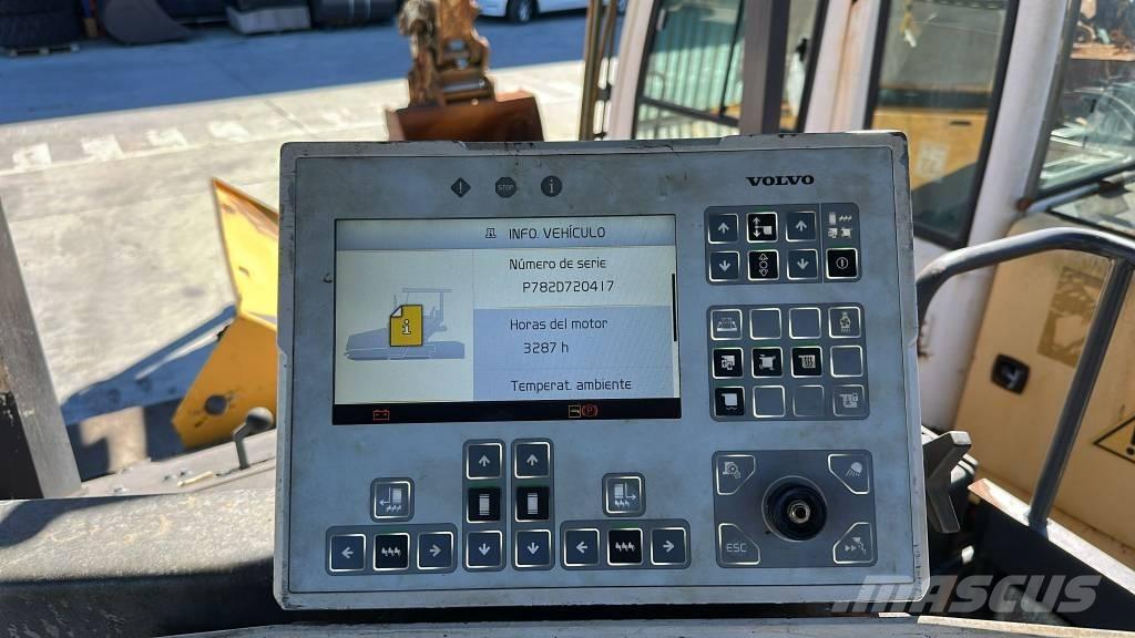 Volvo P 7820 D ABG Finisseur