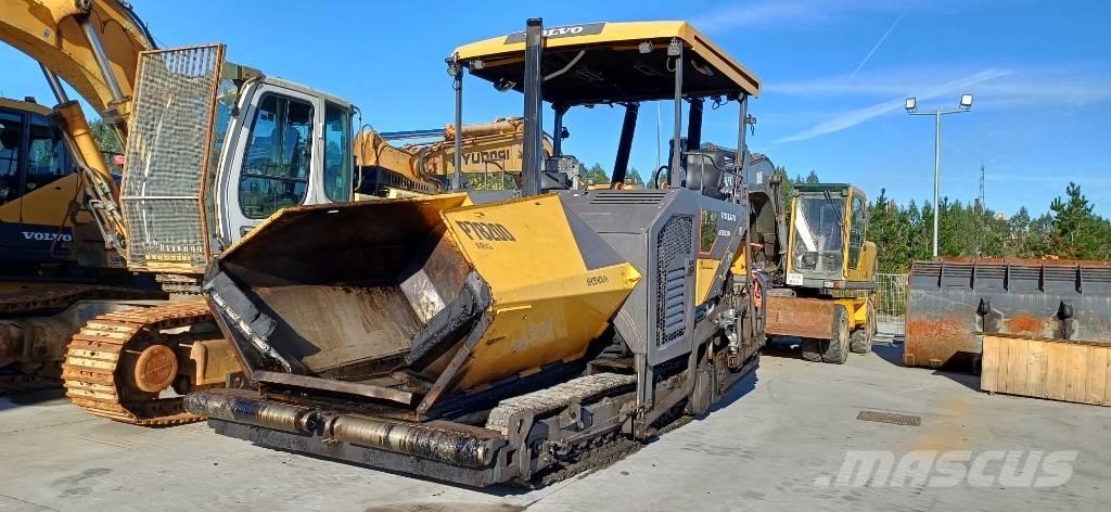 Volvo P 7820 D ABG Finisseur