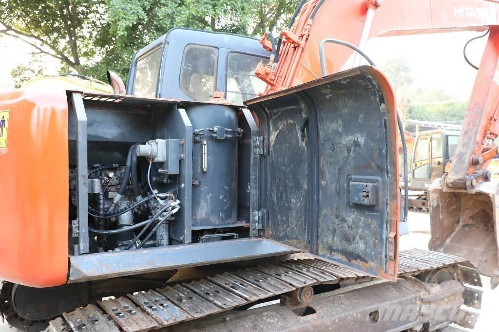 Hitachi EX 120-5 Pelle sur chenilles