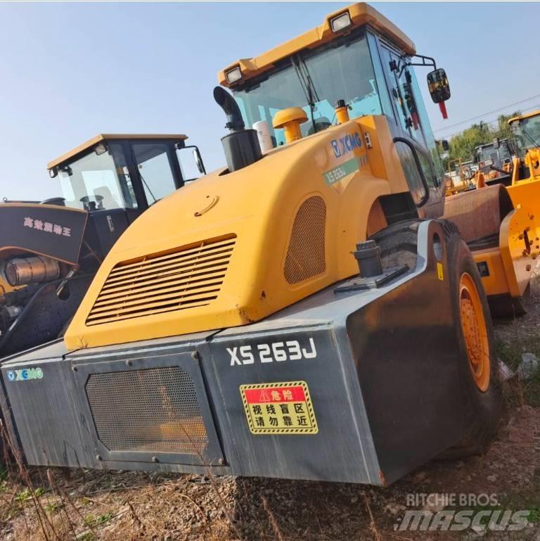 XCMG XS 263 J Rouleaux monocylindre