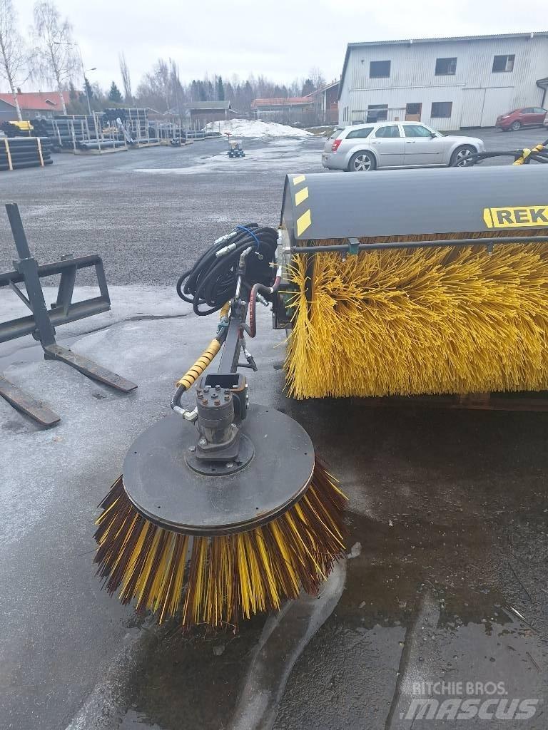 Reko KH 1800 Balayeuse / Autolaveuse