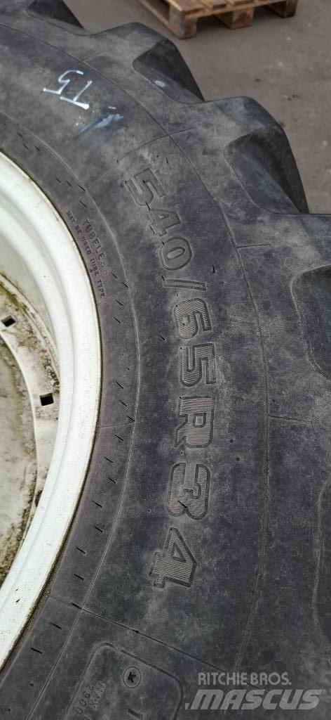 Firestone 540/65R_34 Pneus, roues et jantes