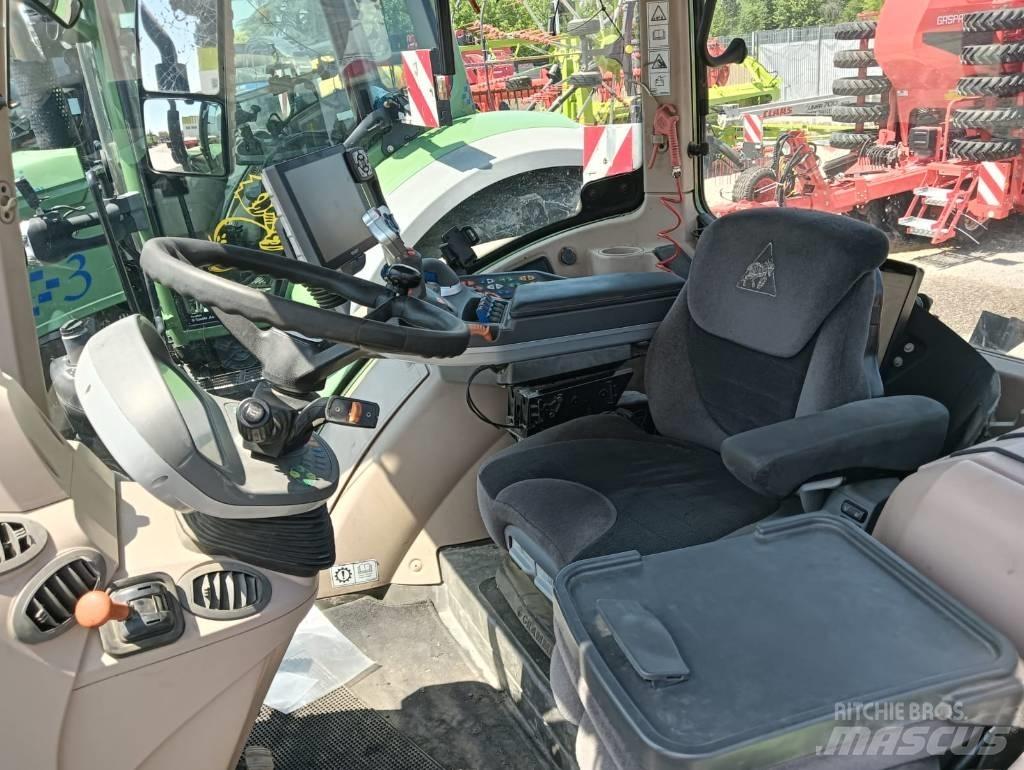 Fendt 718 Vario Tracteur