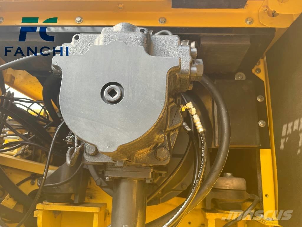 Komatsu PC 450-8 Pelle sur chenilles