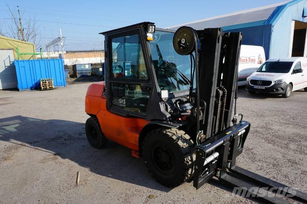 Toyota 42-7FD40 Chariots diesel