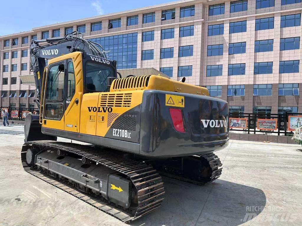 Volvo EC 210 BLC Pelle sur chenilles