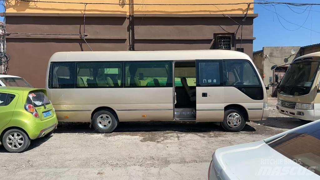 Toyota Coaster Autobus interurbain