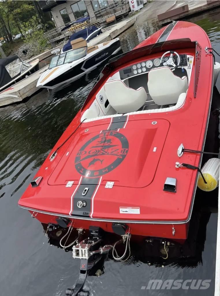  Donzi Classic 22 Bateaux de travail, barges et pontons