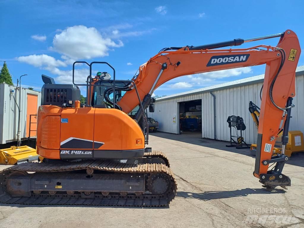 Doosan DX140LC-7K Pelle sur chenilles