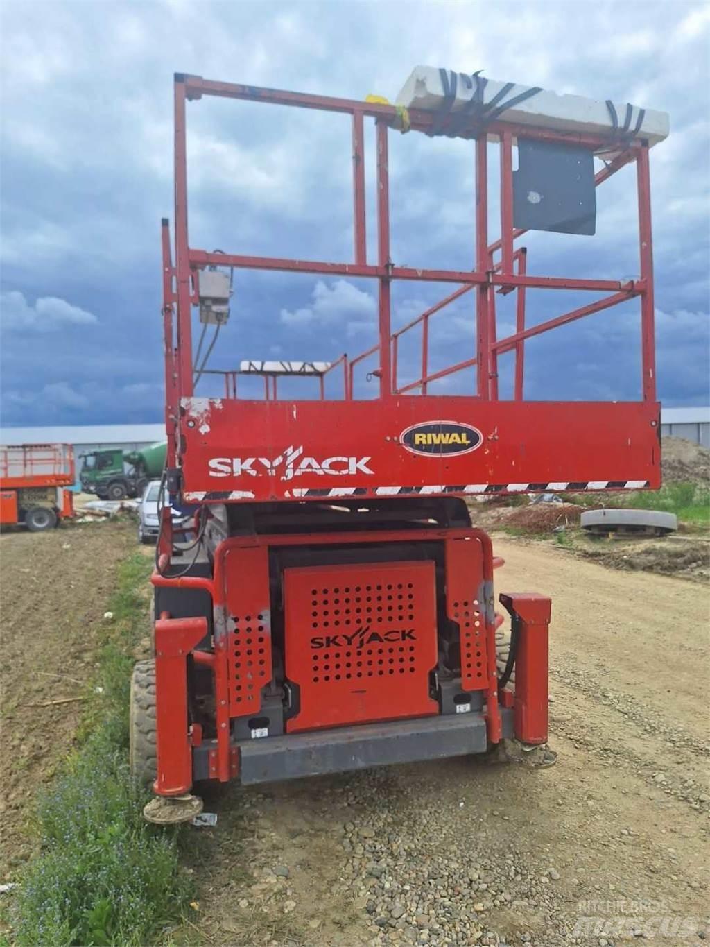 SkyJack 8841RT Nacelle ciseaux
