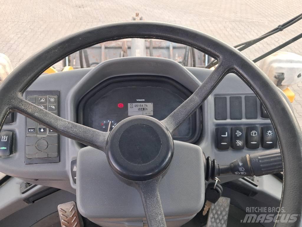 Volvo L 30 G Chargeuse sur pneus