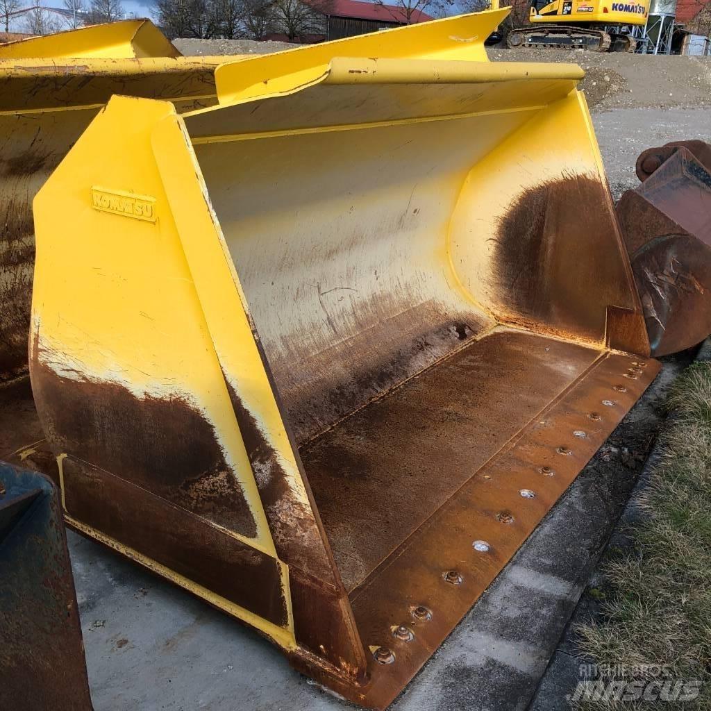 Komatsu WA470-8 Chargeuse sur pneus