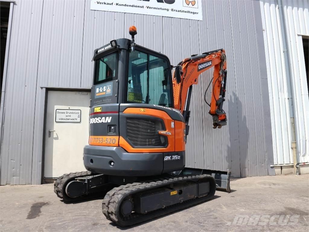 Doosan DX35Z-7 Mini pelle < 7t