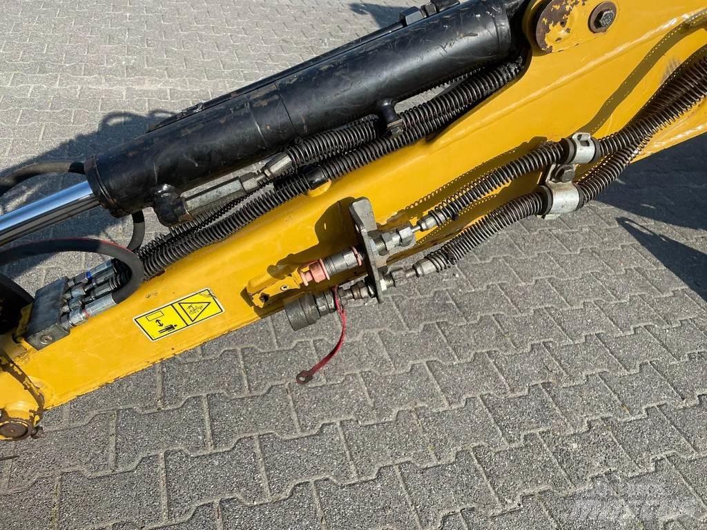 CAT 301.8 Mini pelle < 7t