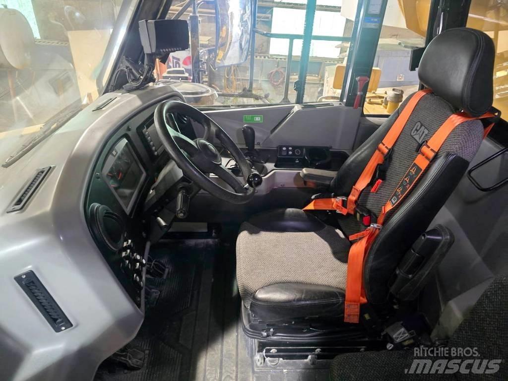 CAT 772G Tombereau articulé