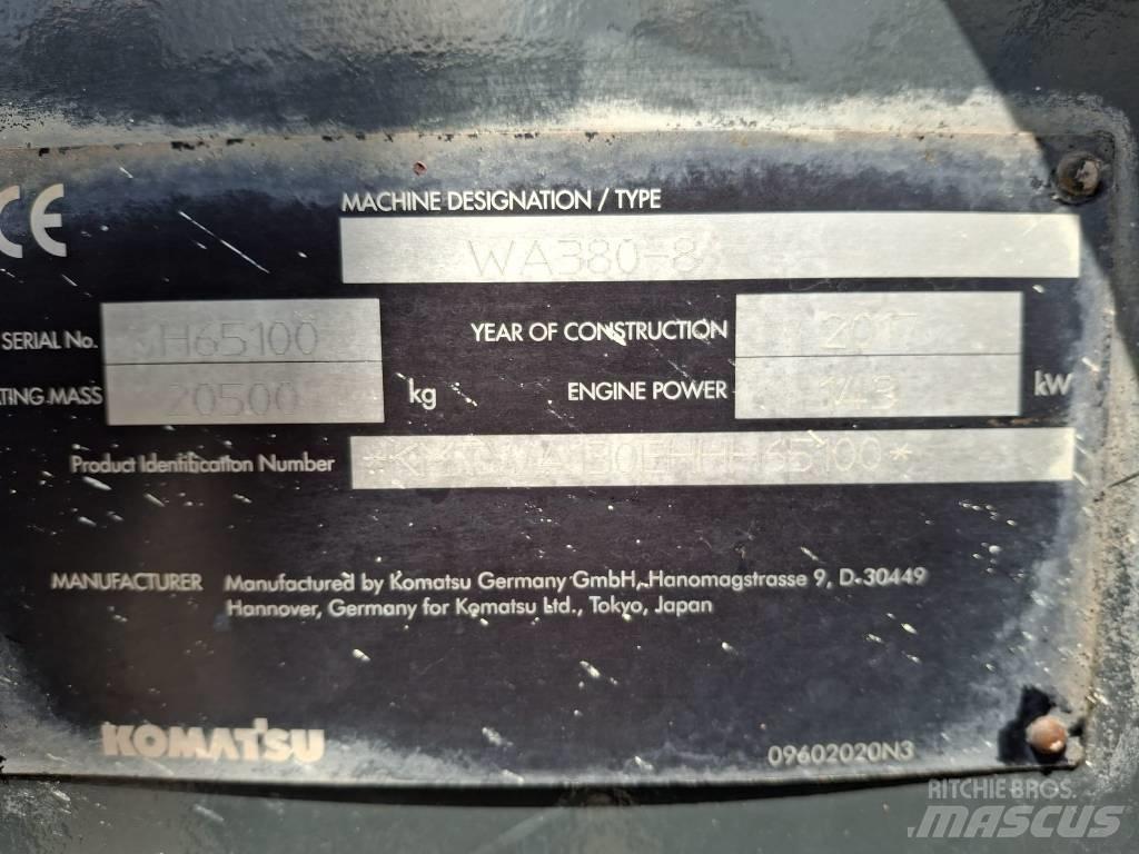 Komatsu WA 380-8 Mini chargeuse
