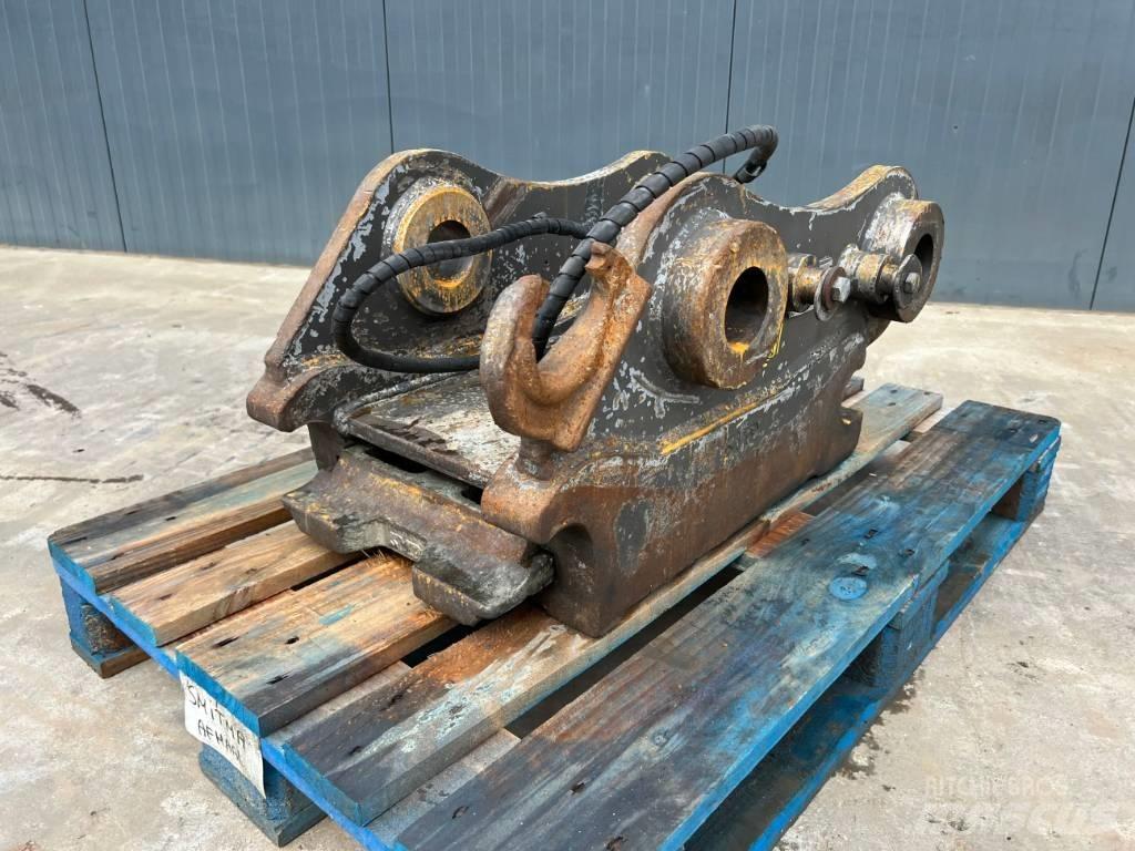 SMP S70 - 320D Attache rapide pour godet