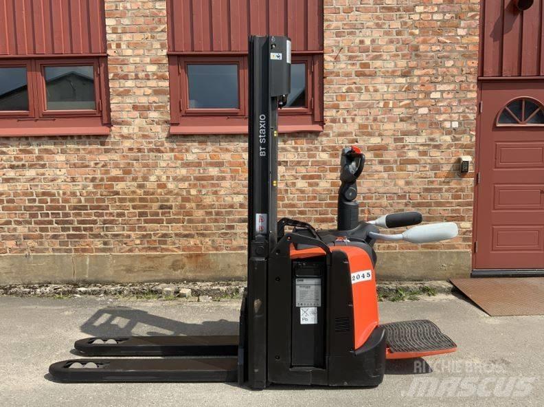 BT SPE 120 L Gerbeur accompagnant