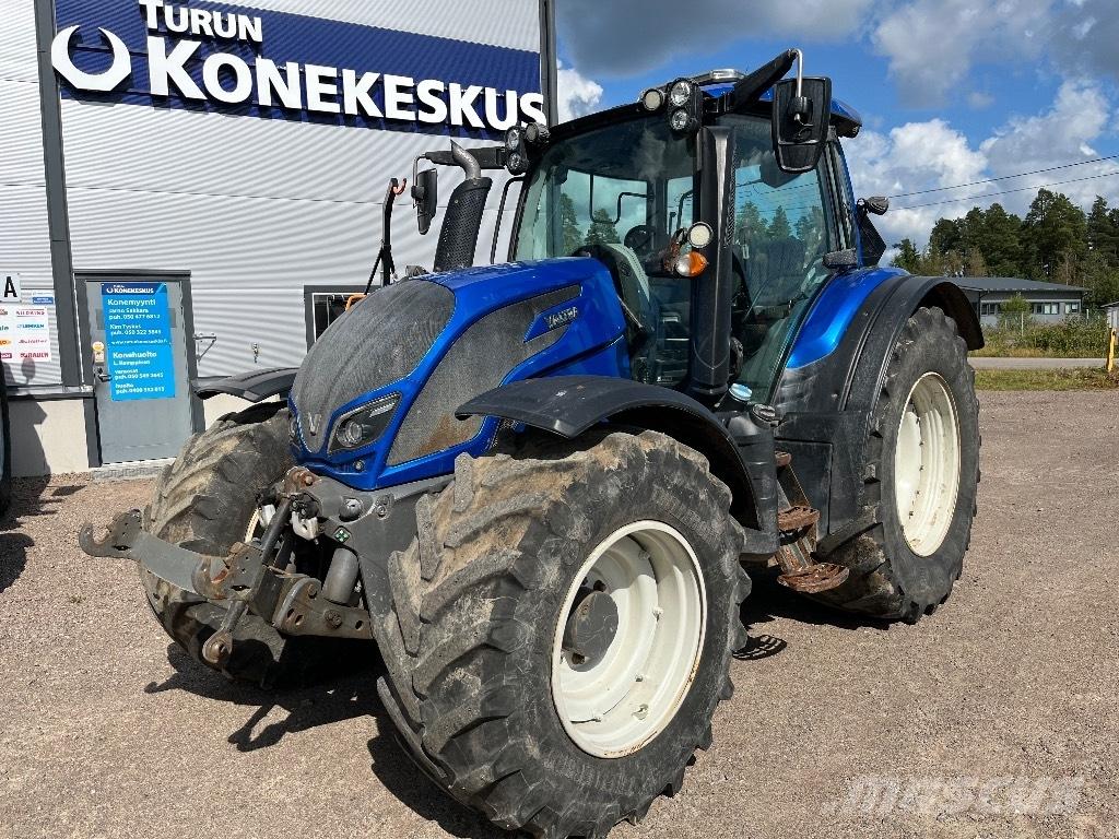 Valtra N174 Tracteur